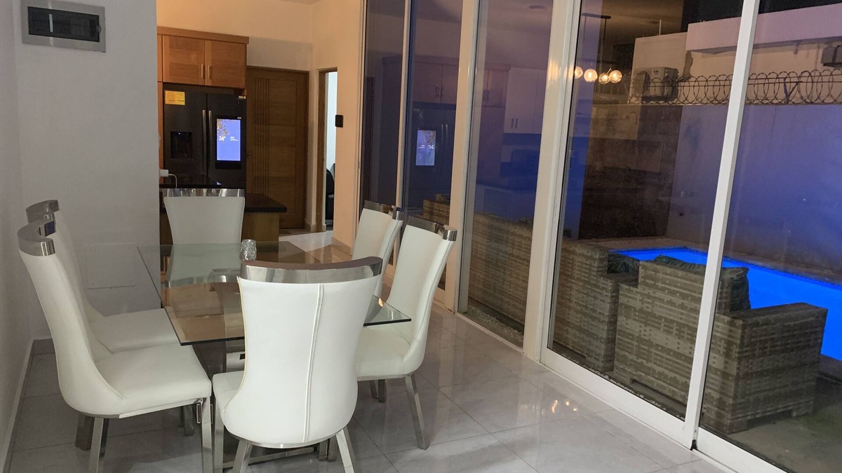 San Pedro de Macoris Villa | Villa de Lujo con Picsina Privada a 10 Minutos del Centro de la Ciudad