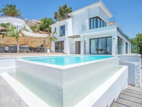Golden Mile Villa | Villa de Lujo en Marbella: Piscinas, Spa, Cerca Playa - ES-175-29