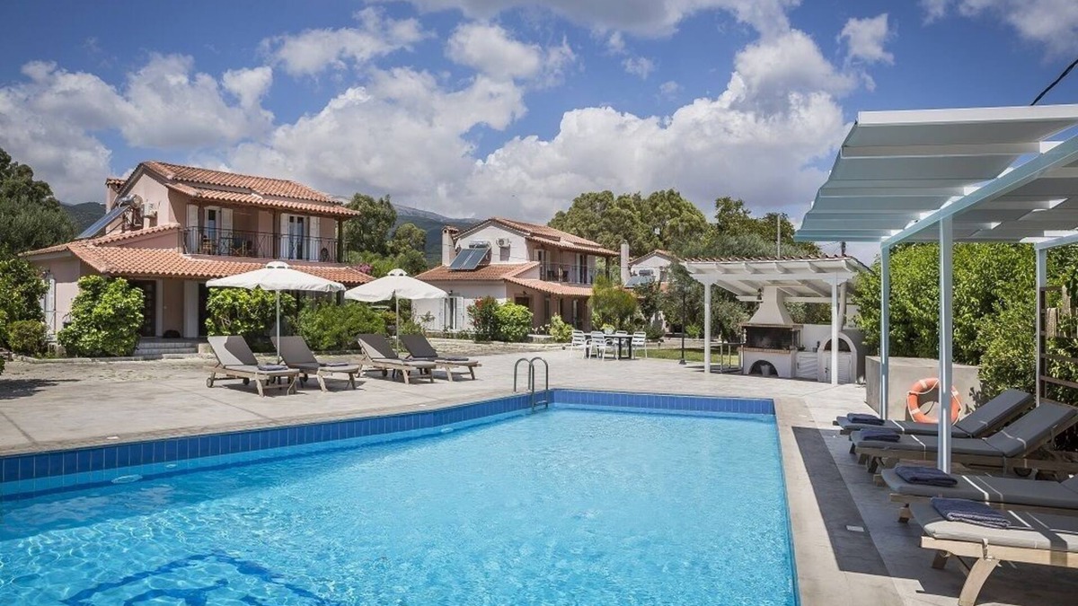 Sami Villa | Villa Deja (Emily Villas Complex)