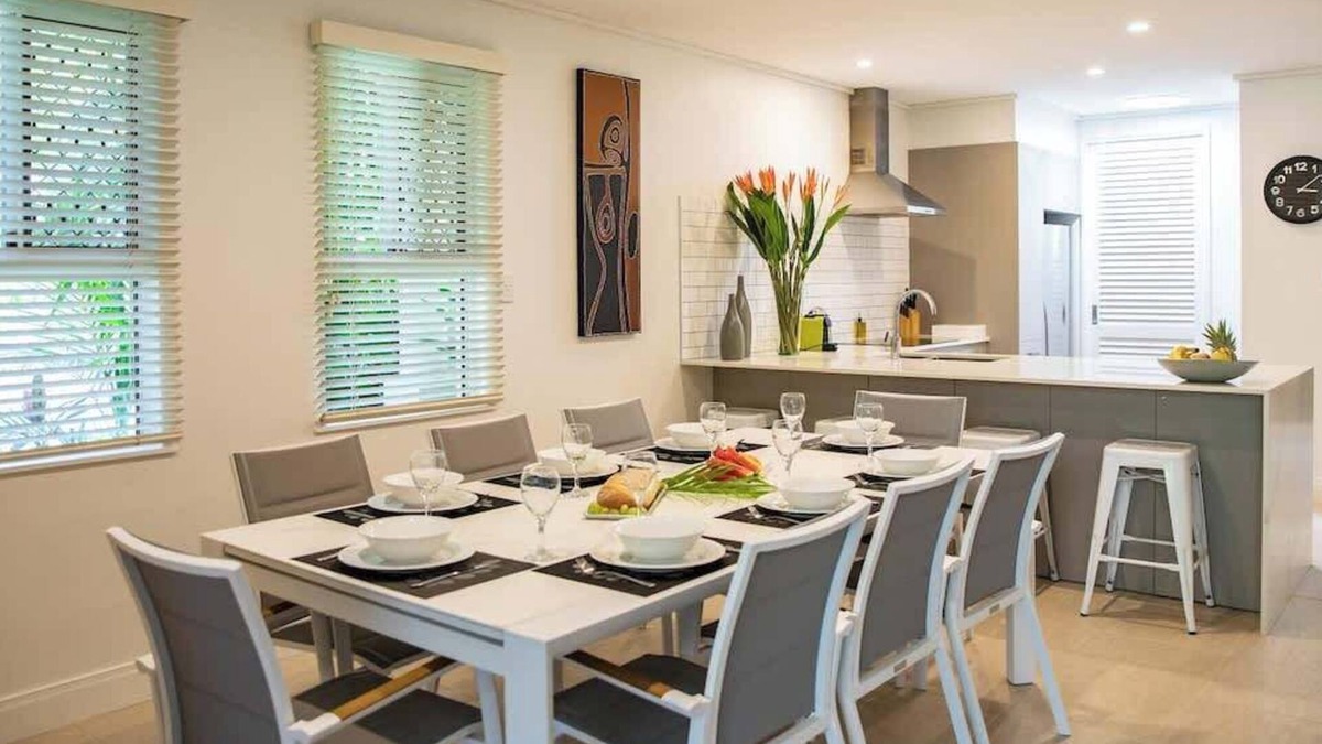 Port Douglas Condo | Villa Del Mar - Beachfront Port Douglas