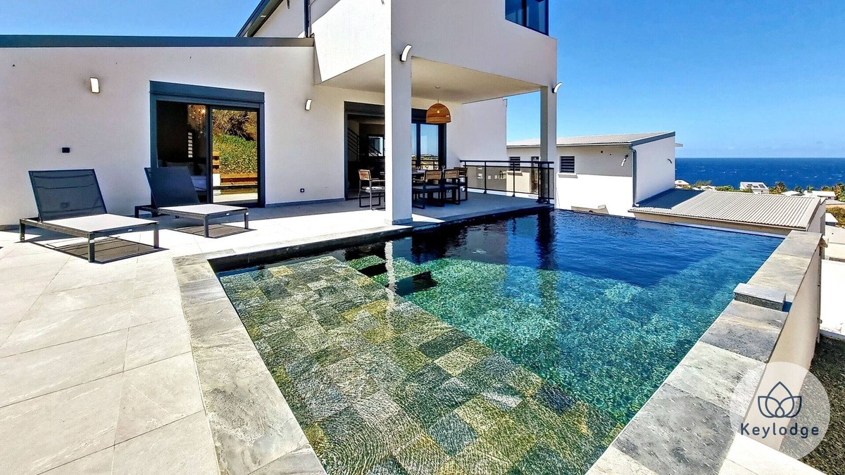 Grand Bois Villa | Villa Del Sol**** - 140 m² - Pool with a sea view - St-Pierre