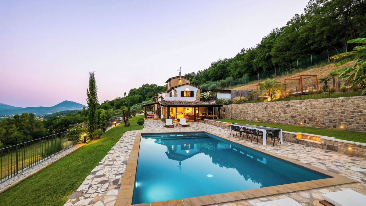 Montone Villa | Villa Destino, Luxury Italian Villa in Umbria