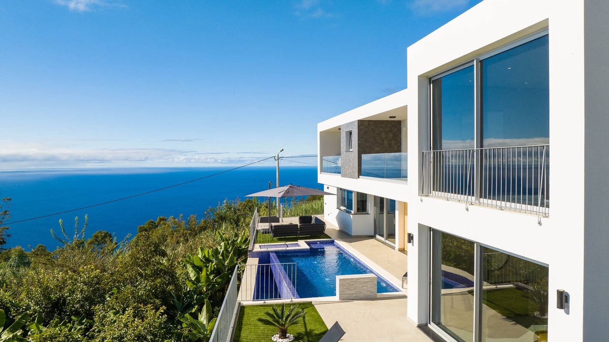 Ponta do Sol Villa | Villa Dia Dourado - Luxury villa on Madeira's south coast.
