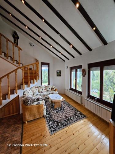 Stoykite Villa | Villa Dilyanka Stokite
