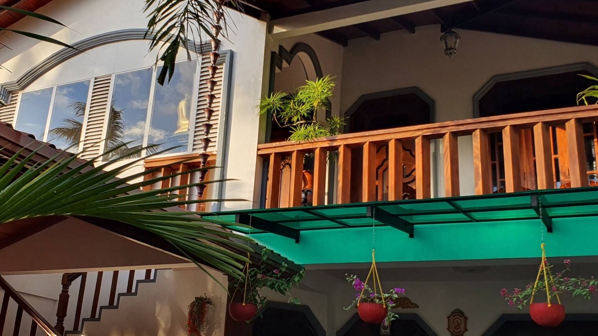 Galle Villa | Villa DK Delight - Comfortable & Peaceful villa - 5 min from the beach!