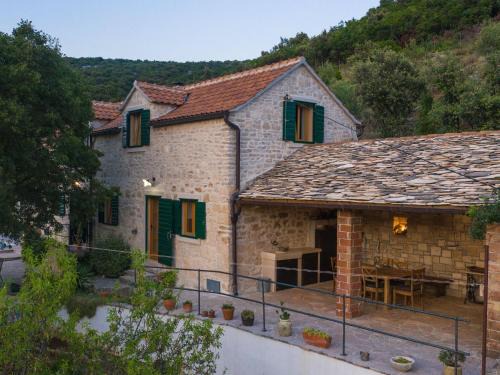 Dol Villa | Villa Dol-Three Bedroom Villa with Pool
