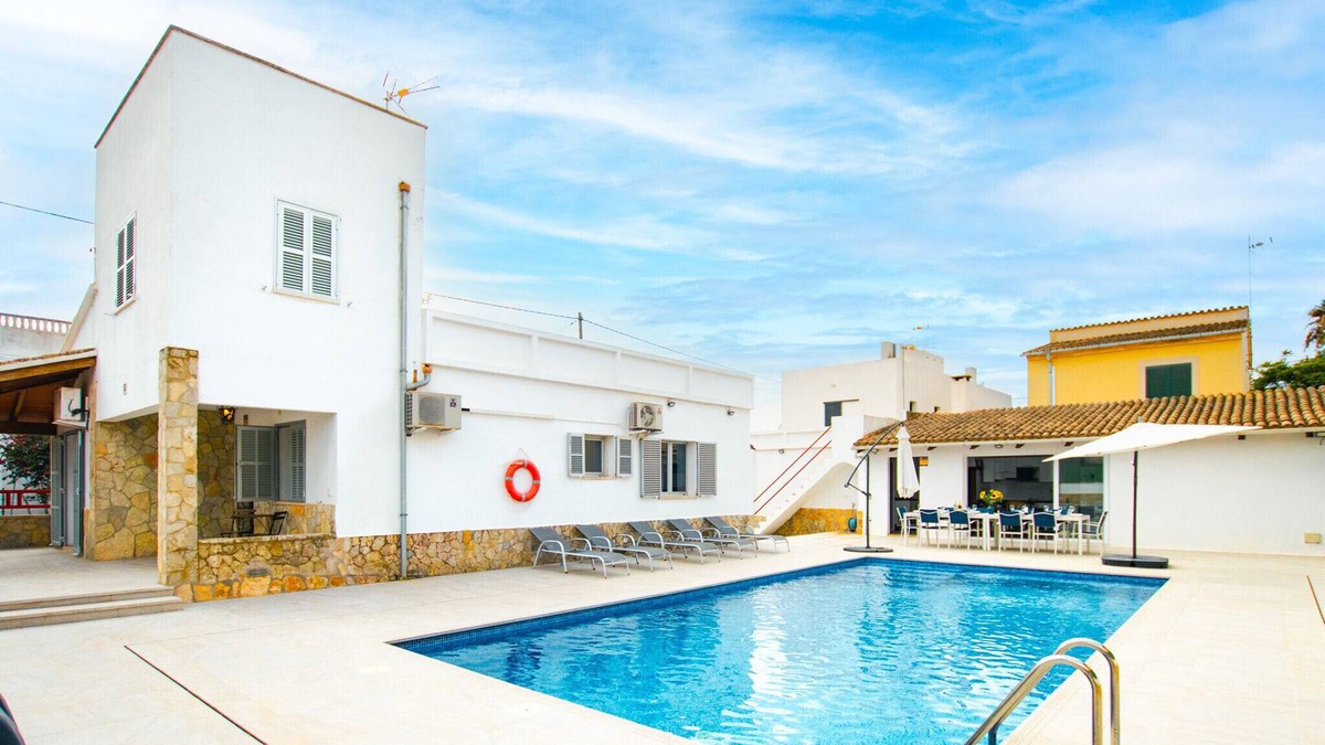 Sa Rapita Villa | Villa Dolphin with a private pool 300meters from the sea