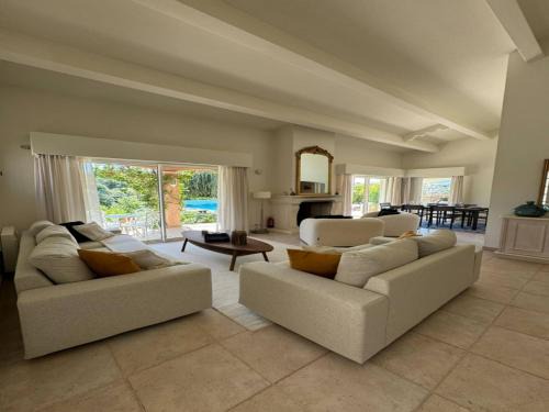 Villeneuve-Loubet Villa | Villa Domaine 4 seasons Valbonne