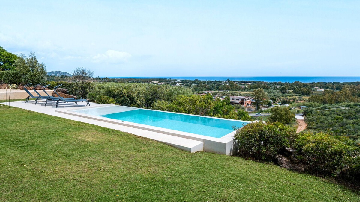 Orosei Villa | Villa 'Domo La Vela' with Sea View, Wi-Fi and Air Conditioning
