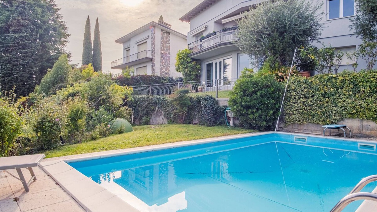 Padenghe sul Garda Apartment | Villa Dora - Three Bedroom Apartment, Sleeps 6