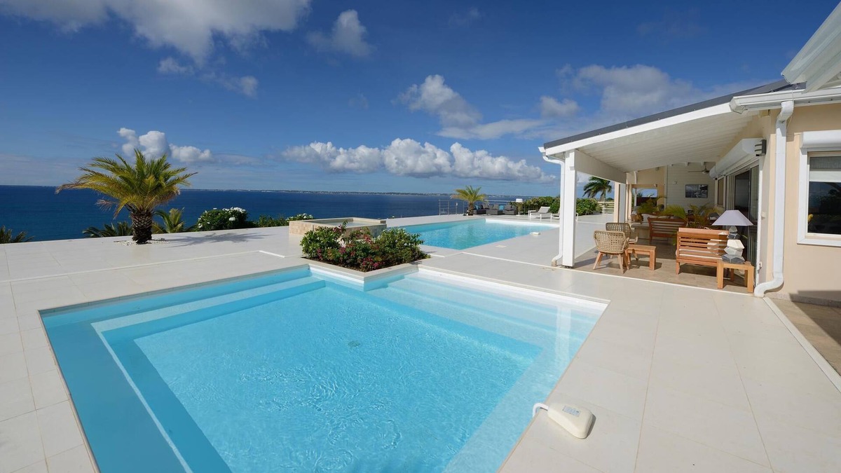 Grand Case Villa | Villa Dreamin Blue in Happy Bay by Personal Villas - Luxurious, 2 Heated Pools and Jacuzzi
