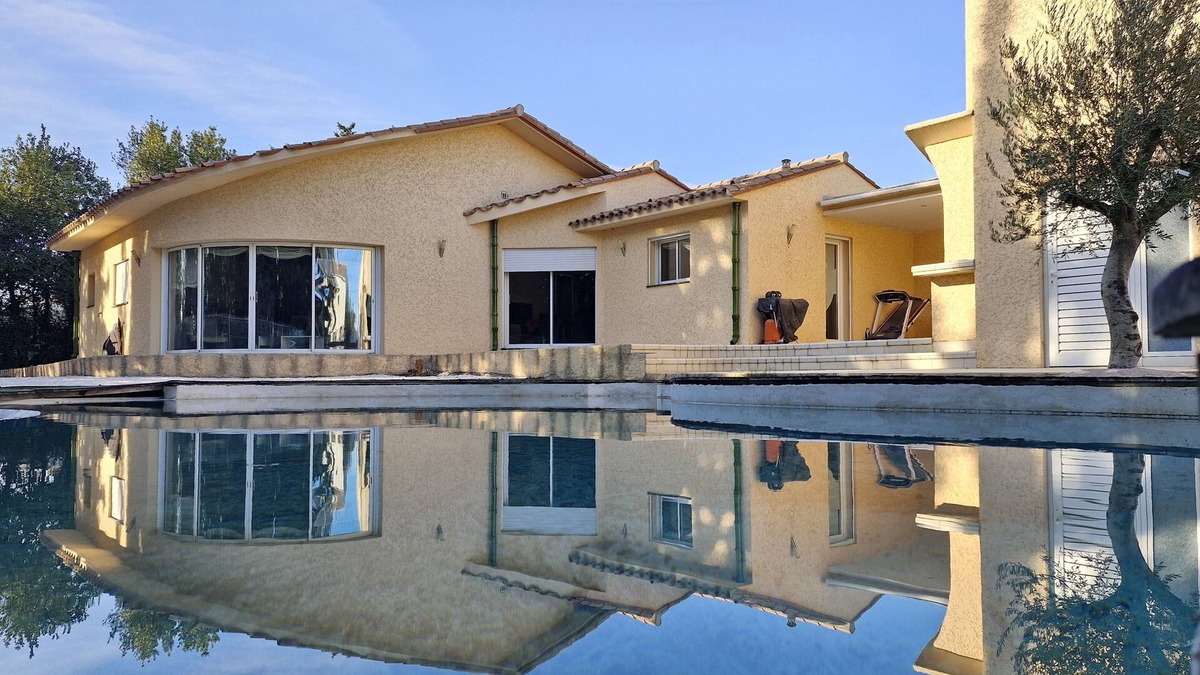 Saint-Esteve Villa | Villa du Souvenir