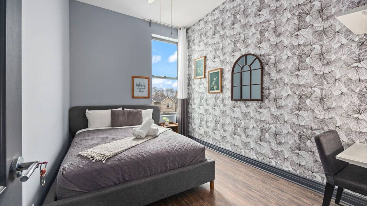 Bronzeville Bed & Breakfast | Villa Dubois Guest House Room 2