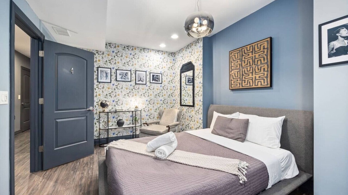 Bronzeville Bed & Breakfast | Villa Dubois Guest House Room 4