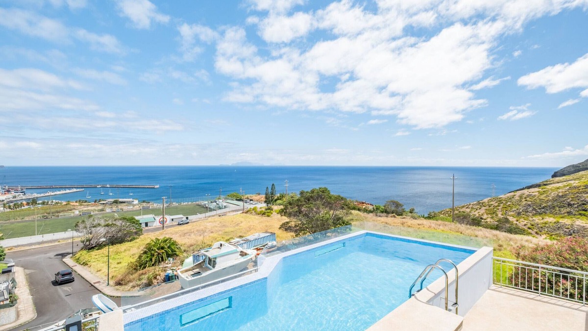 Machico Villa | Villa Eastern Edge by Homie