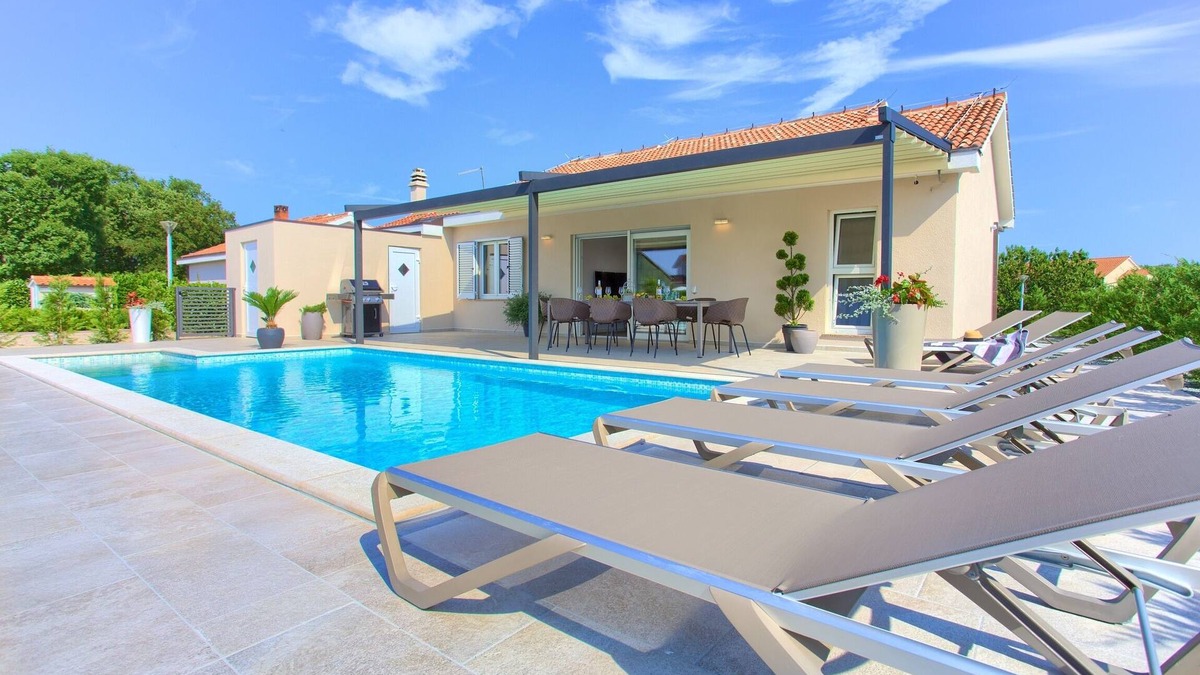 Vrh Villa | Villa Elegant with heated pool (Kvarner - Vrh)