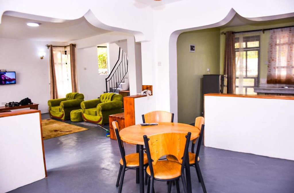 Gilgil Apartment | villa Elementaita 3 bedroom with swimming pool