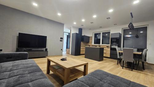 Cicov House | Villa Elen