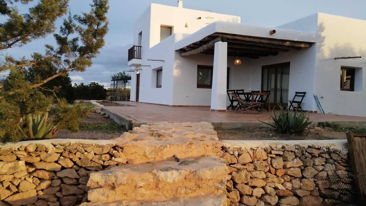 Es Pujols Villa | Villa "Els Castells" with Shared Pool & Wi-Fi