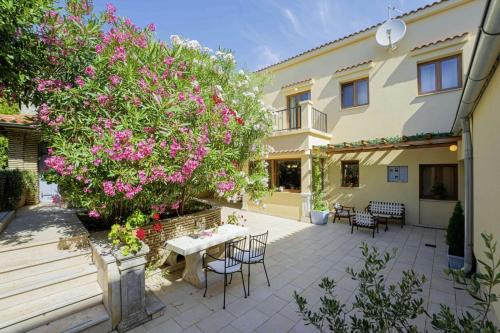 Gregovica Villa | Villa Ene in Pula - Haus für 6 Personen