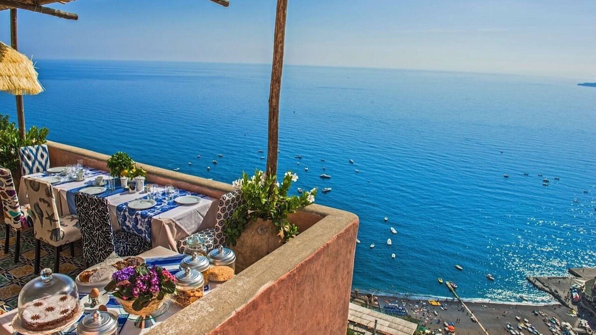 Positano Villa | VILLA EPOCA - Twelve Bedroom Villa, Sleeps 25