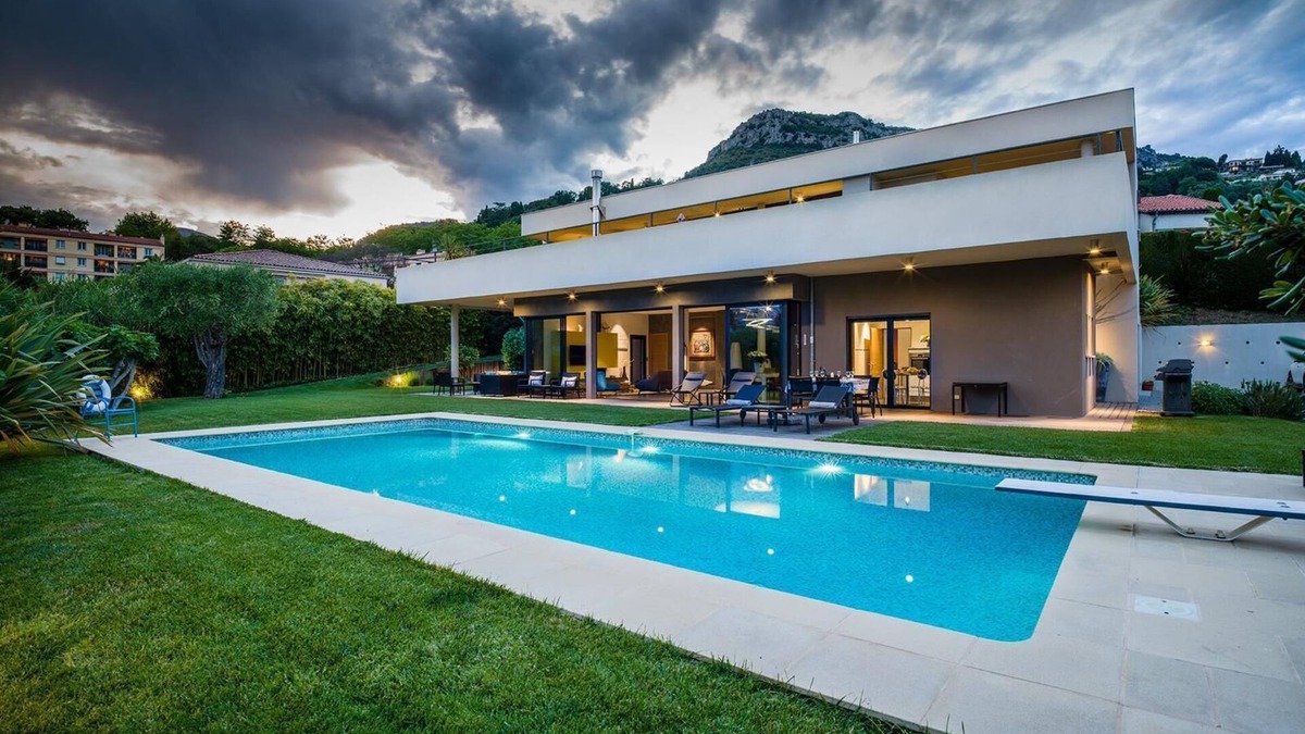 Vence Villa | Villa Epure - Contemporary elegance in the heart of beautiful Vence