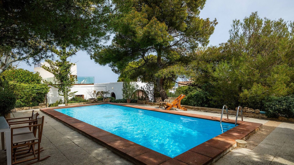 Urbanizacion Mont Ferrutx Villa | Villa 'Sa Torre Blanca' with Sea View, Wi-Fi and Air Conditioning