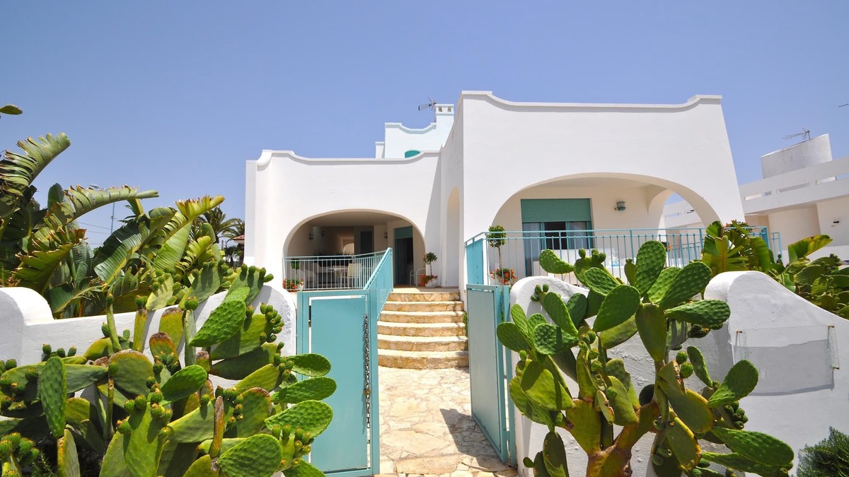 Torre Suda Villa | Villa Esador by BarbarHouse