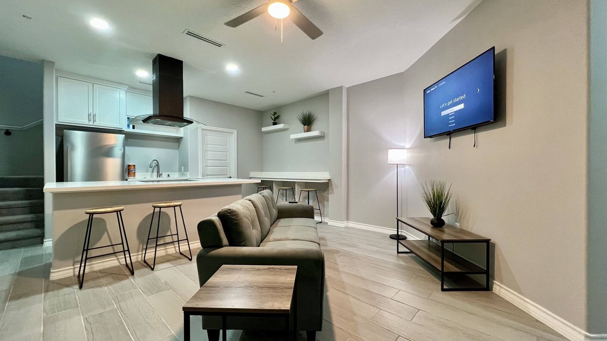 Brownsville Condo | Villa Escondida #2 -2BD- Straight Shot to SpaceX!