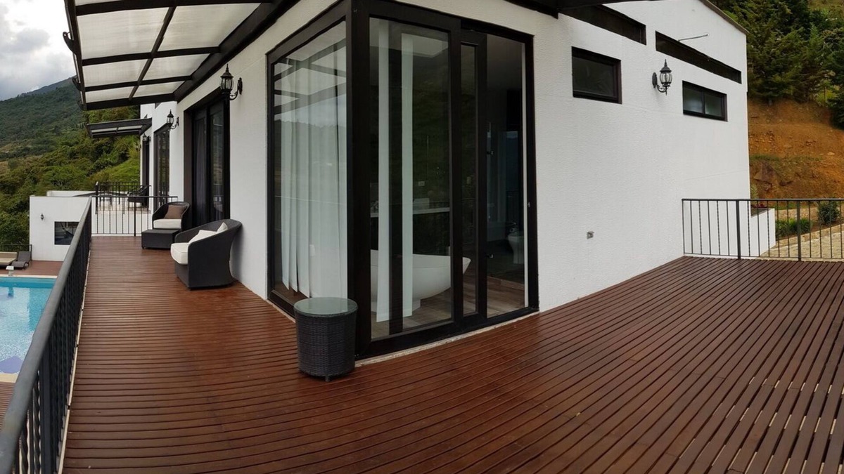 Copacabana Villa | Villa Esmeralda