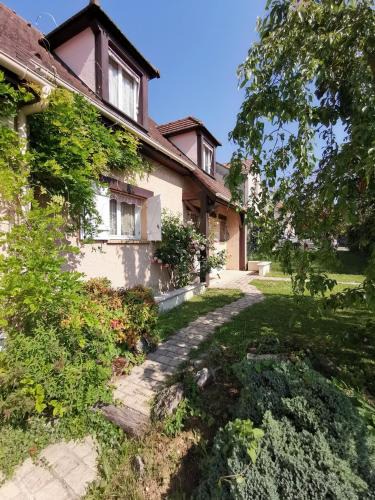 Conches-sur-Gondoire Bed & Breakfast | Villa Esperanza les2Pat -Disney -JO nautiques vaires
