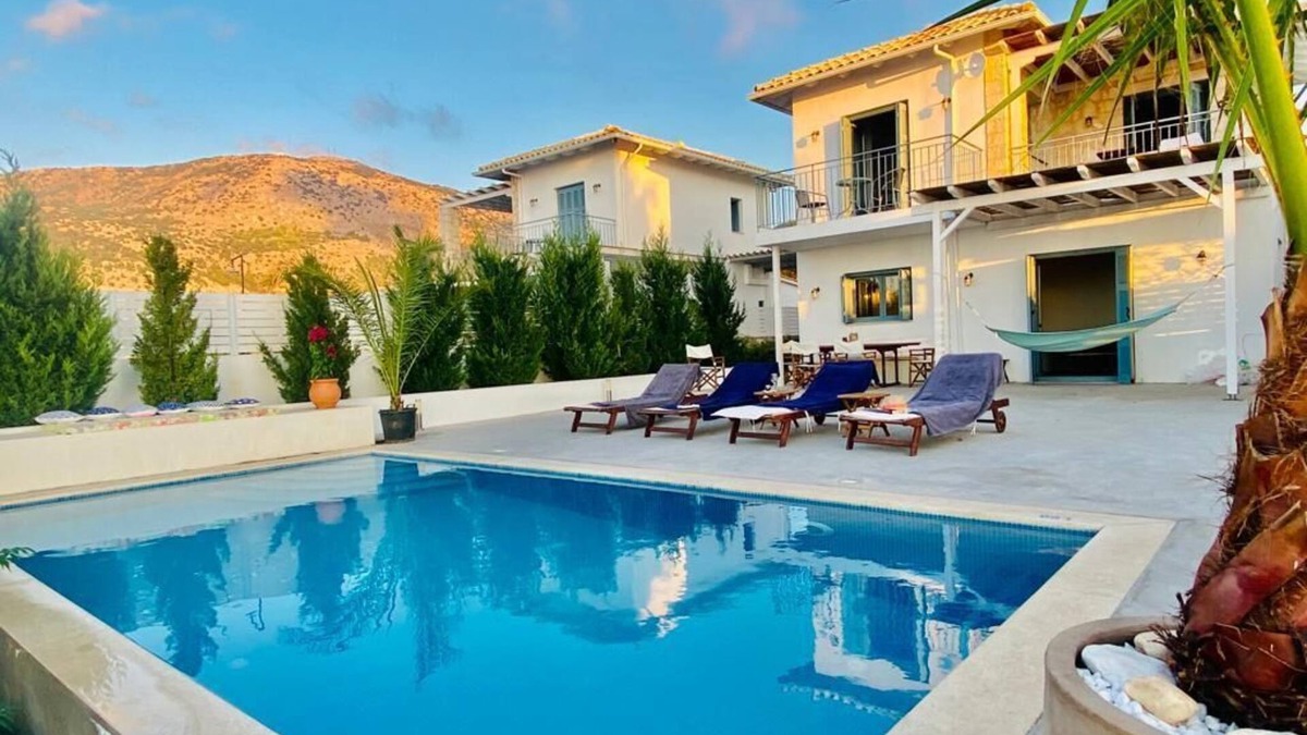 Kalamitsi Villa | Villa Etoni, stunning sea views, infinity pool and privacy