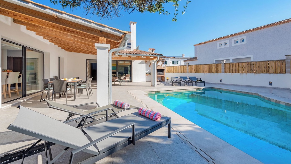 Urbanitzacio Gotmar Villa | Villa Evas- Serene retreat
