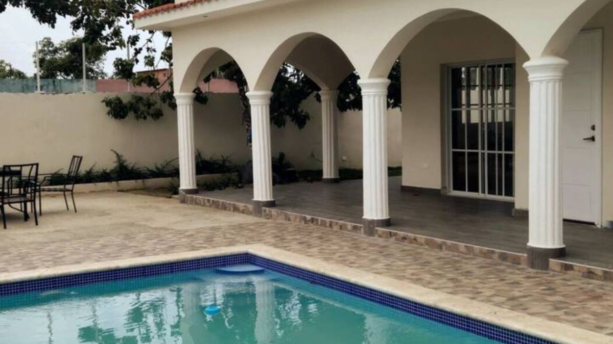 Santo Domingo Este Villa | Villa Familiar con Piscina