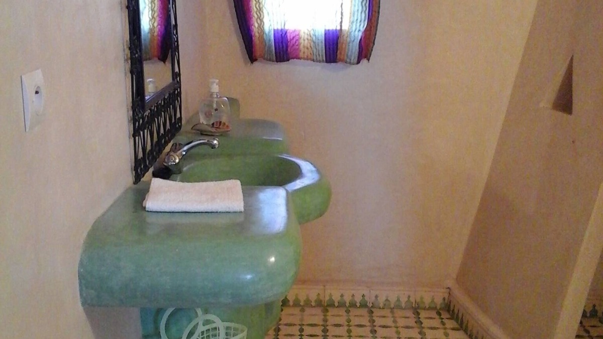 Ida Ougourd Villa | Villa Fleurie, beautiful garden and pool!