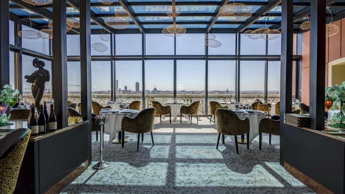 Old Lyon Hotel | Villa Florentine, A Beauvallon Hotel & Spa