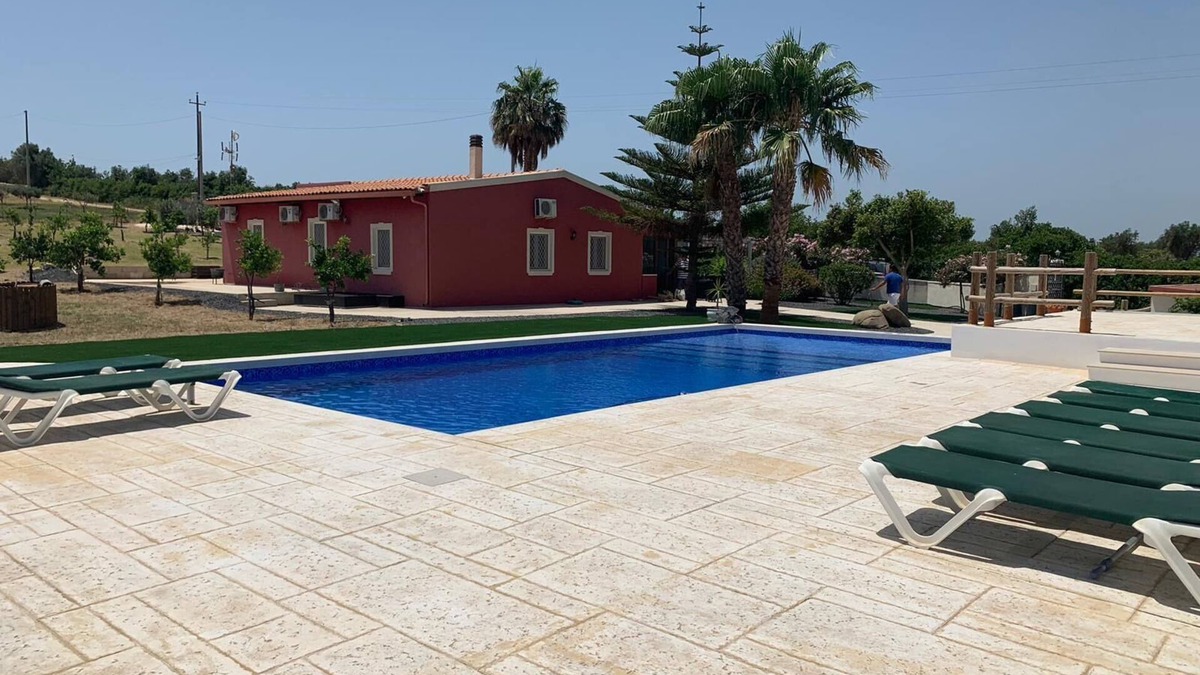 Ispica Villa | Villa Fortunata - Large Villa with Private Pool