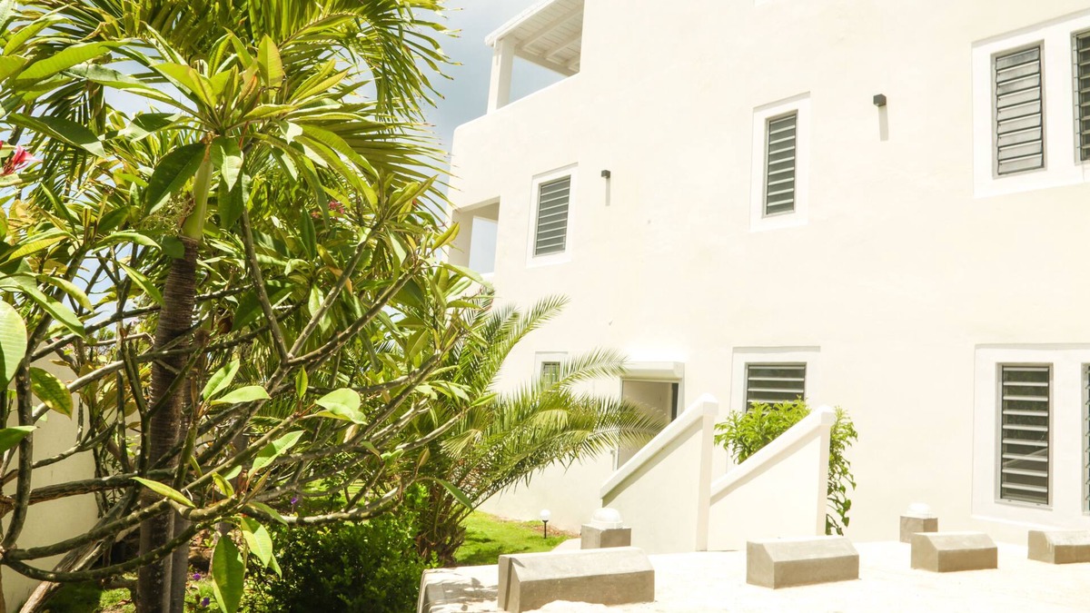 Pelican Key Apartment | Villa Frangipani Guesthouse 2 BDR
