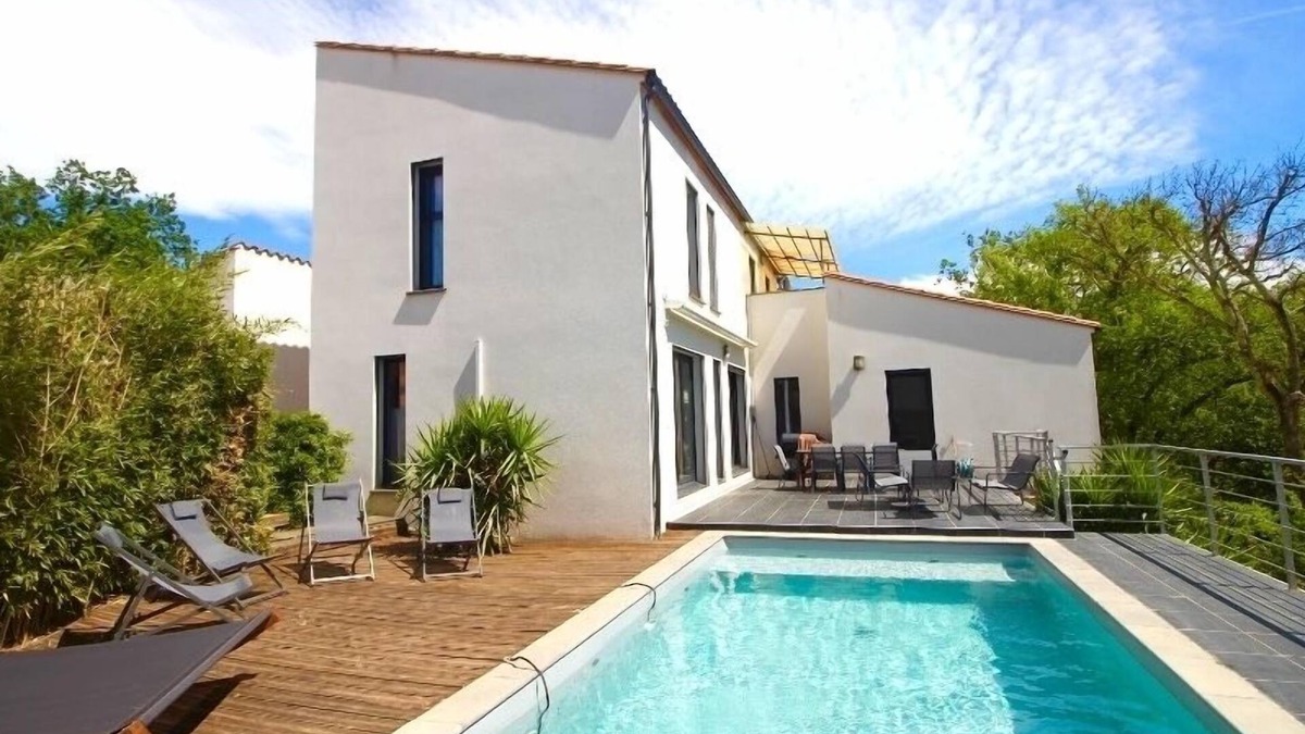 Saint-Jean-Pla-de-Corts Villa | Villa Galerie