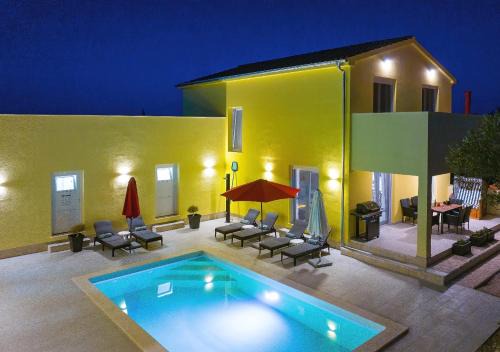 Bozava Villa | Villa Gaby with Heated Pool