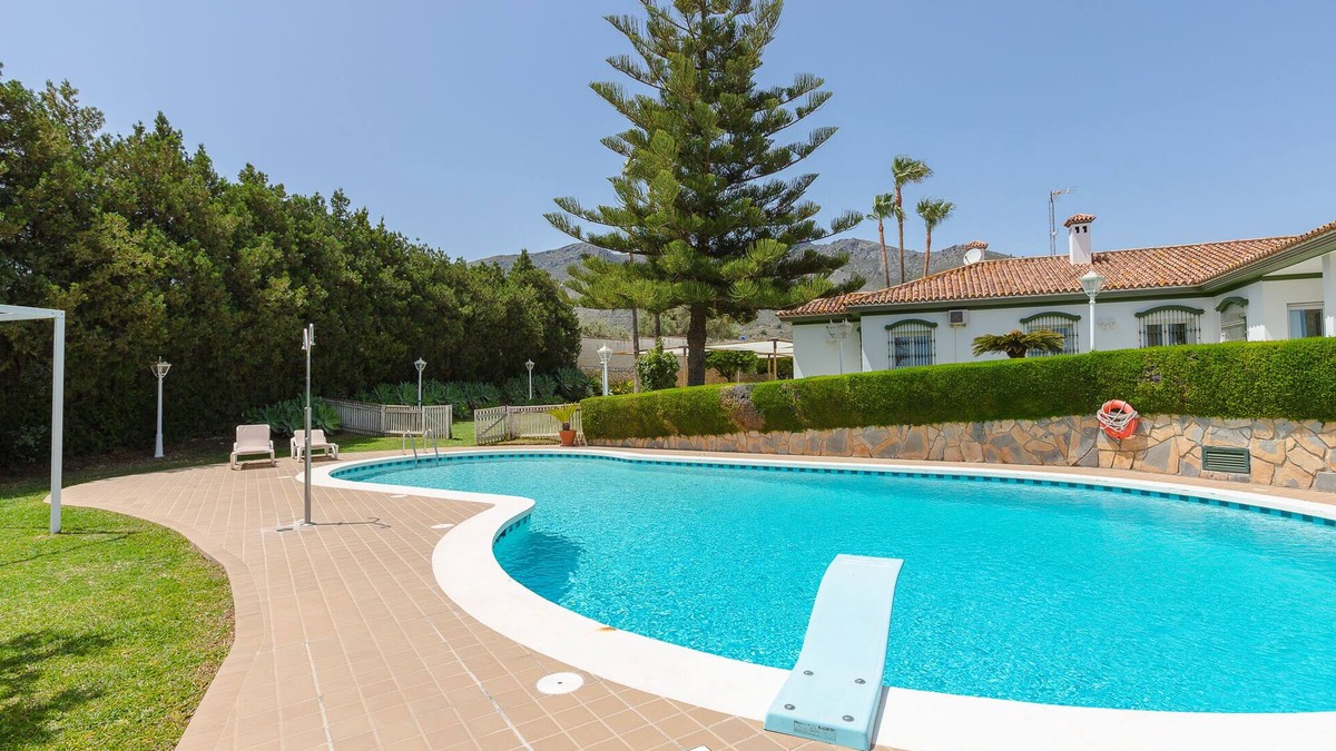 Torremolinos Villa | Villa Galemar Pool & Gardens