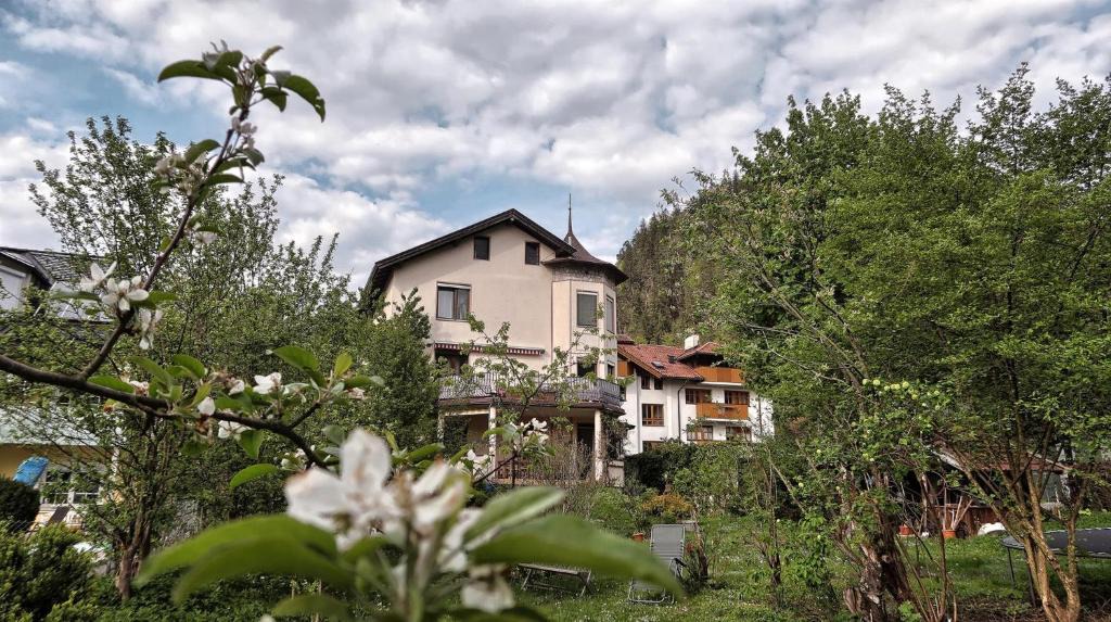 Kufstein Apartment | Villa Gartenblick