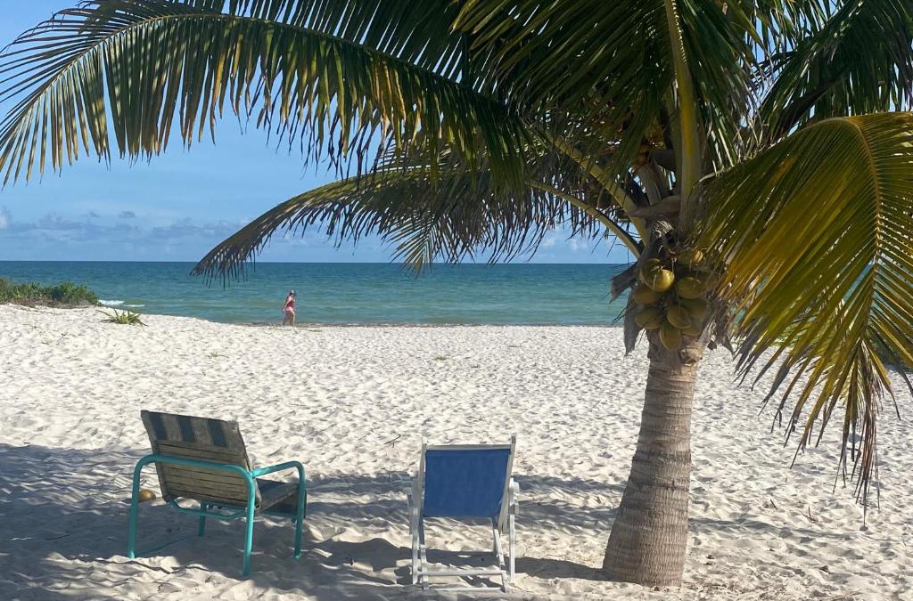 El Cuyo House | Villa Gaviotas el cuyo beach
