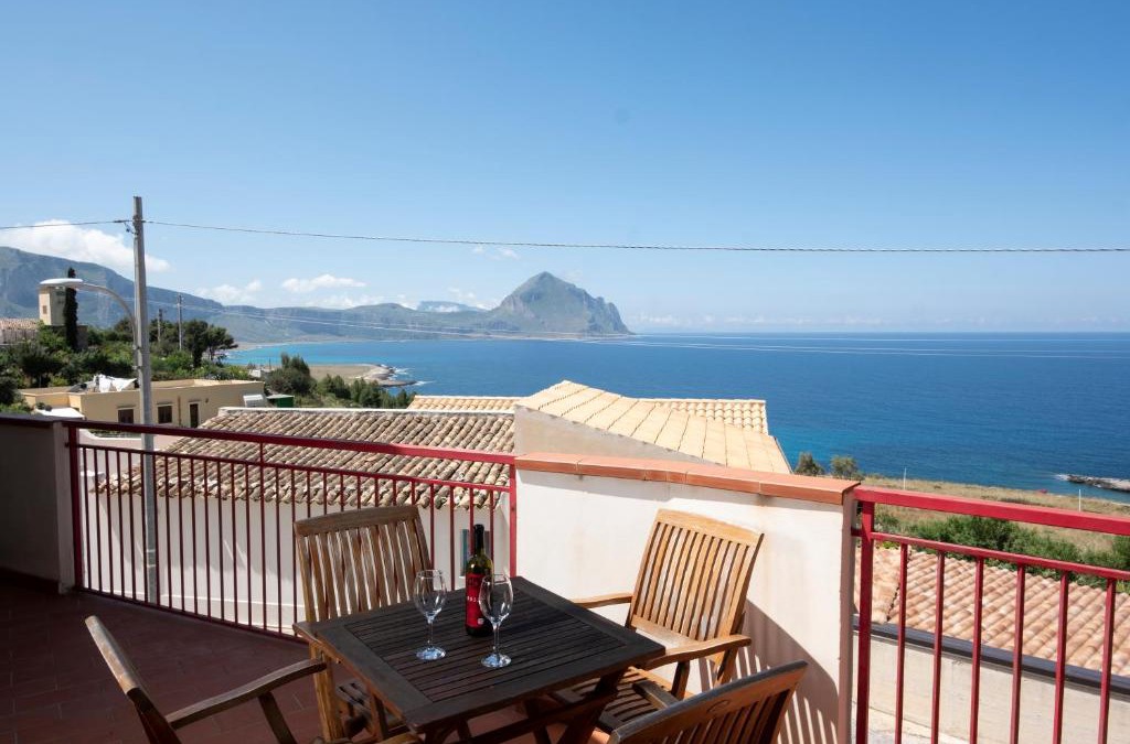 Macari Villa | Villa Gina con vista mozzafiato sul golfo di Macari