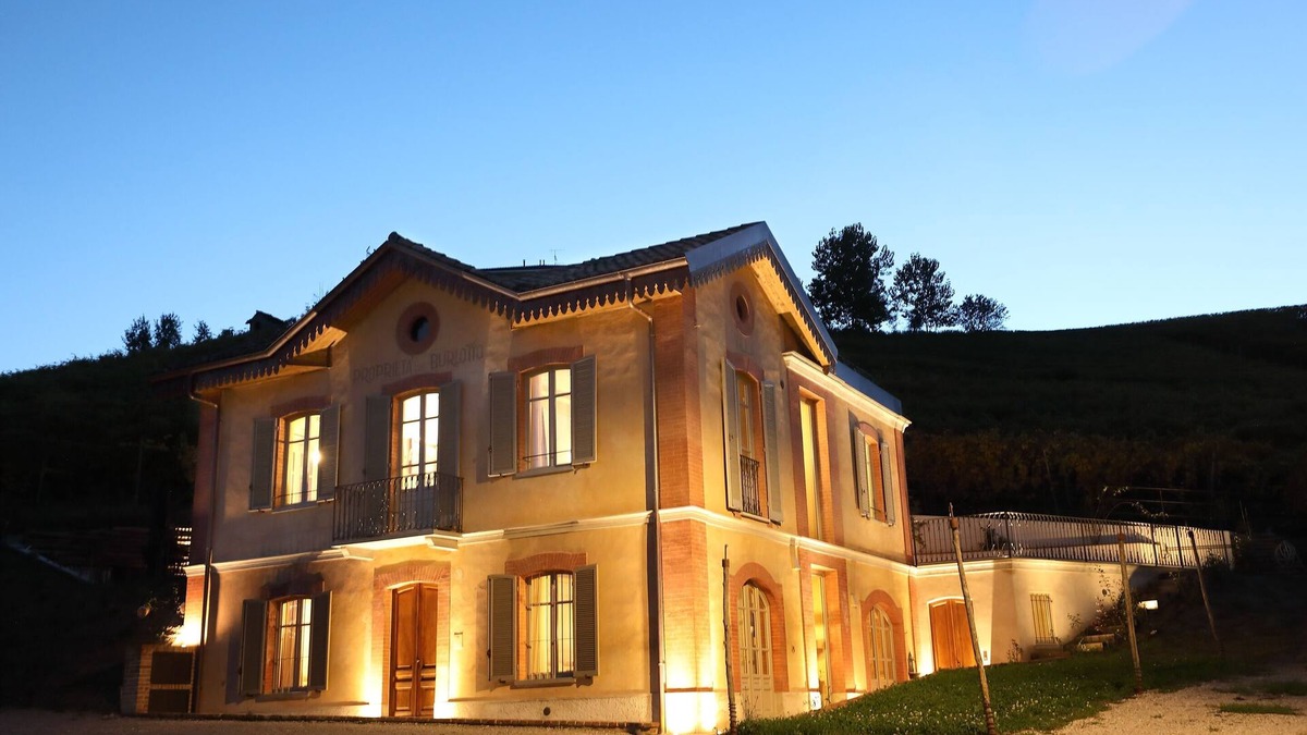 Barolo Villa | Villa Giobatta: Exclusive villa in Cannubi - Barolo
