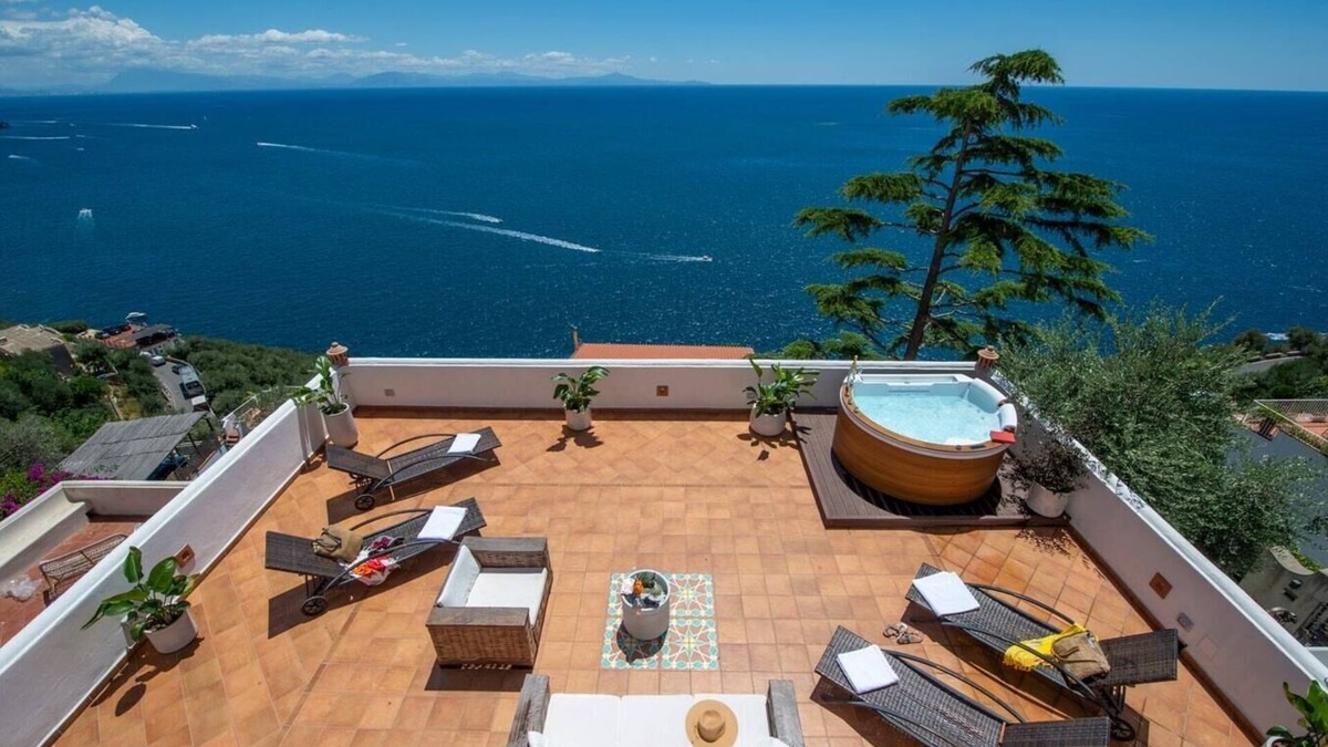 Praiano Villa | Villa Giuditta - Romantic Private Villa Near Town
