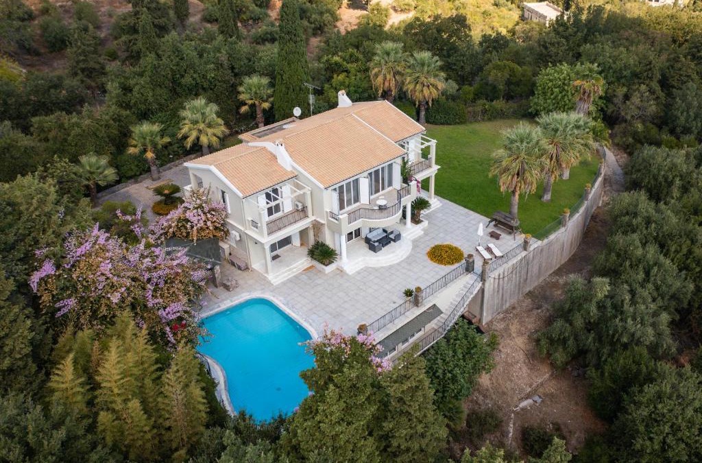 Perama Villa | Villa Grosse Sea and Mountains View