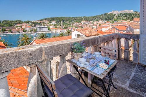 Hvar Villa | Villa Hvar Royale - 5 Bedroom Central Villa - Indoor Pool - Beautiful Heritage Villa