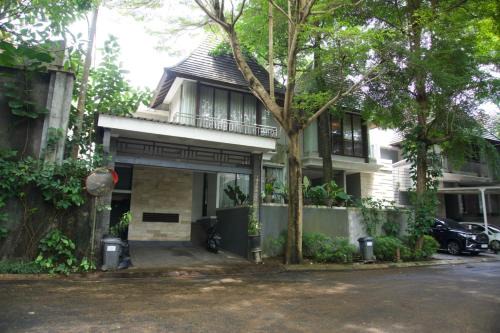 Mlati Villa | Villa Hyarta E1 by Anvia Jogja