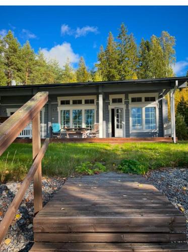 Savonlinna Apartment | Villa Iltaranta - Cottage on the shore of Lake Saimaaa
